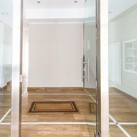 Teama Luxury Flat Holiday home *